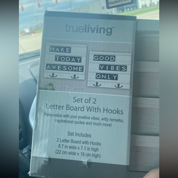 Letter boards‎ with hooks - Picture 1 of 3